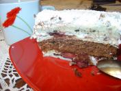 Torta sa čokoladnim jagodama i kikirikijem