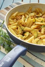 Penne rigate sa piletinom i povrćem