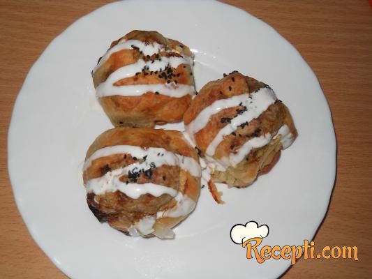 Fincan  böreği (Fildžan burek)