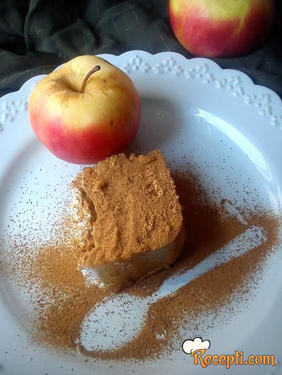 Posna torta sa jabukama