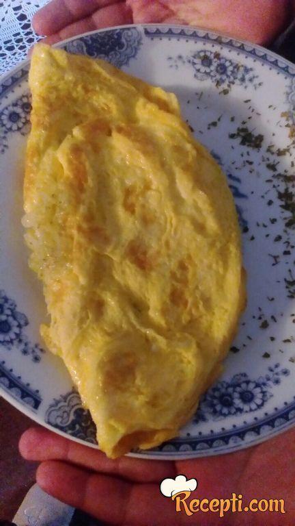 Omlet sa rendanim krompirom