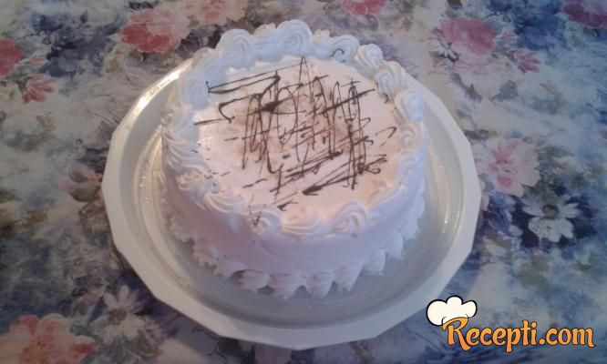 Lešnik torta (15)