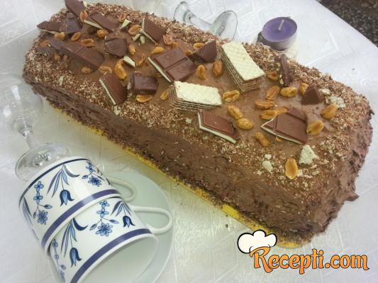 Čokoladna torta sa višnjama (6)