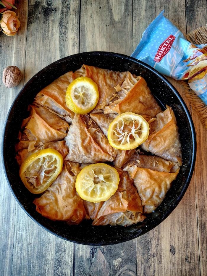 Baklava sa orasima i grizom