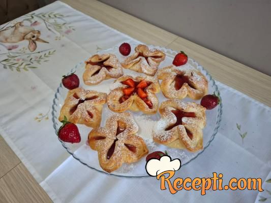 Jastučići sa jagodama