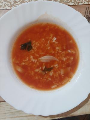 Paradajz supa sa pirinčem