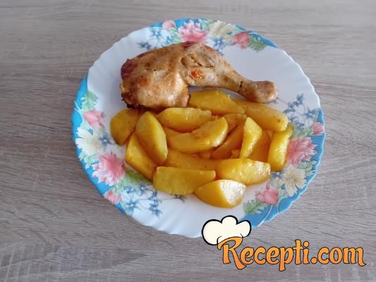 Piletina s krompirom iz rerne