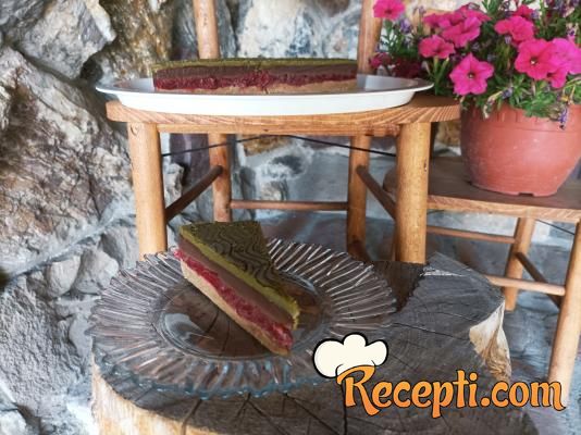 Torta sa pistaćima