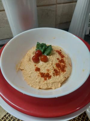 Urnebes salata (13)