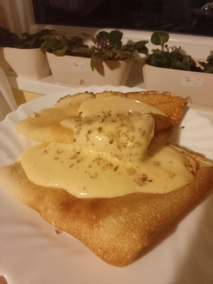 Palačinke u vinskom šatou