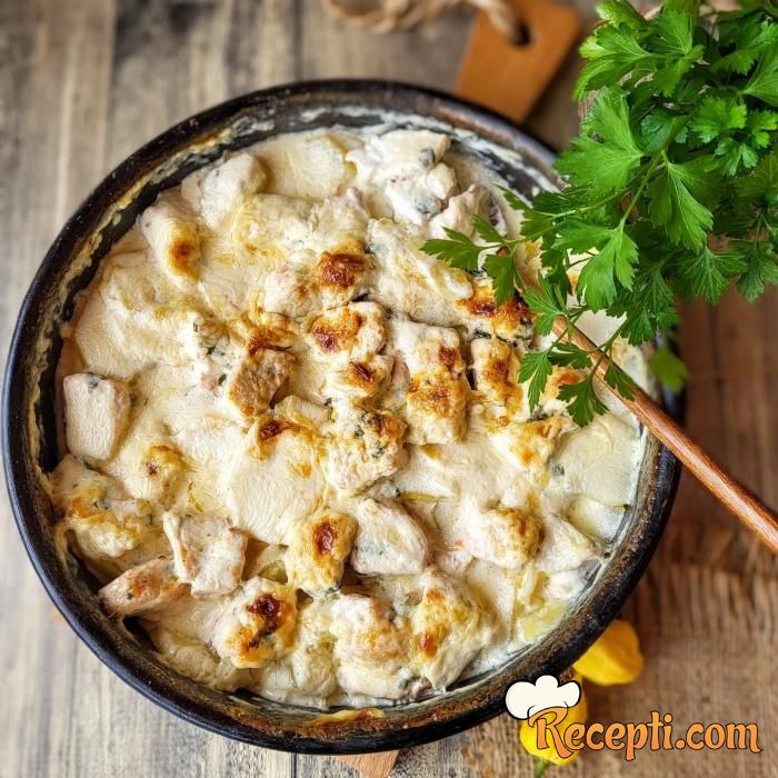 Piletina sa krompirom i pavlakom