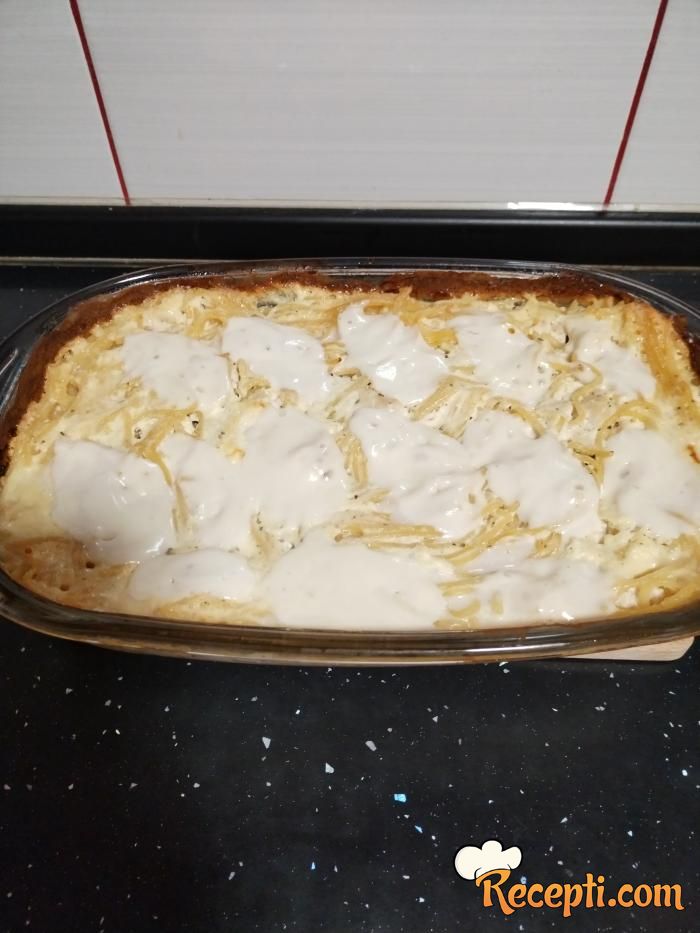 Zapečene špagete (2)