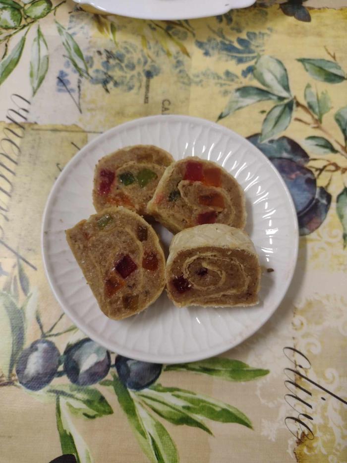 Rolat u oblandi sa žele bombonama