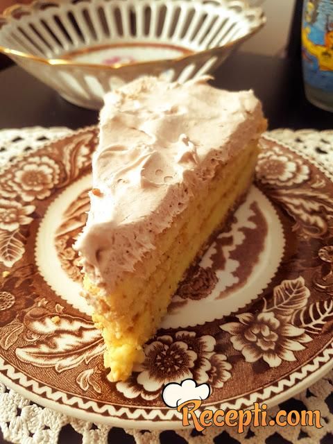 Puding torta sa lešnicima i plazmom