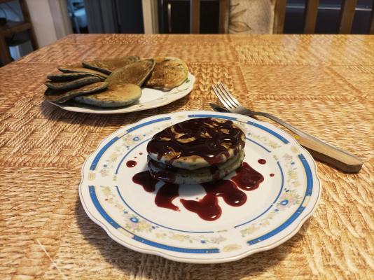 Posne mini palačinke sa borovnicama