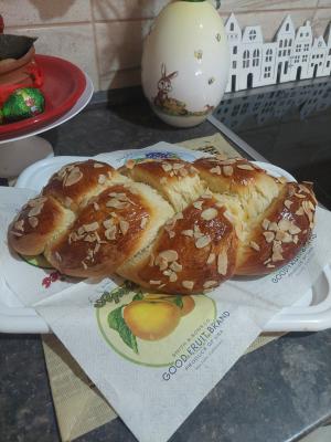 Uskršna pletenica Uskršna pletenica