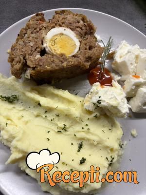 Mesni rolat (šta sa jajima od Vaskrsa)