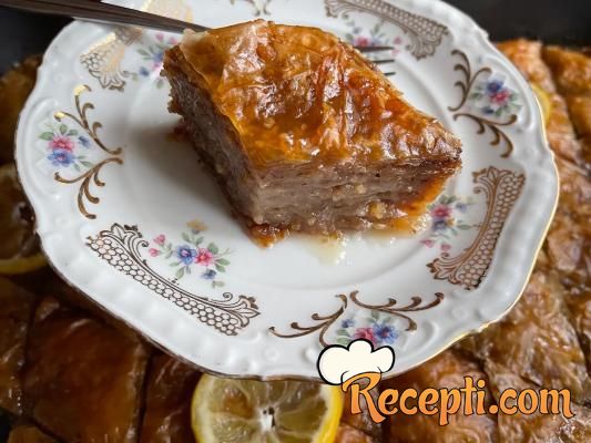 Baklava (16) Baklava (16)