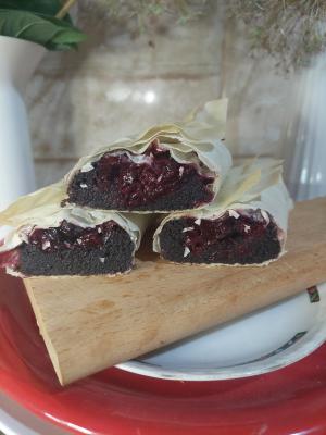 Višnja mak pita