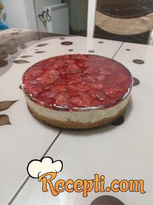 Čizkejk sa jagodama (3) Čizkejk sa jagodama (3)