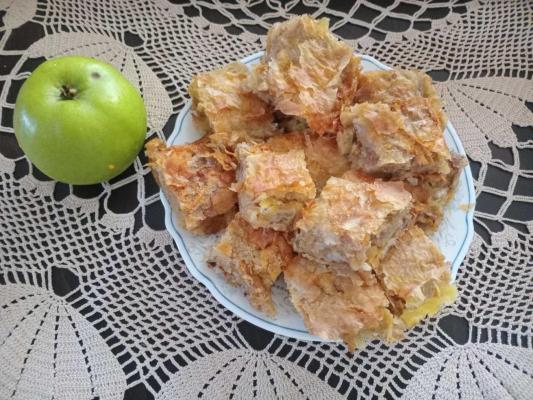 Slagana pita sa jabukama