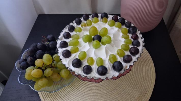 Posni tart sa grožđem Posni tart sa grožđem