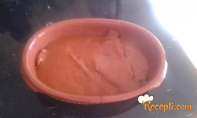Pohovane paprike u sosu od paradajiza