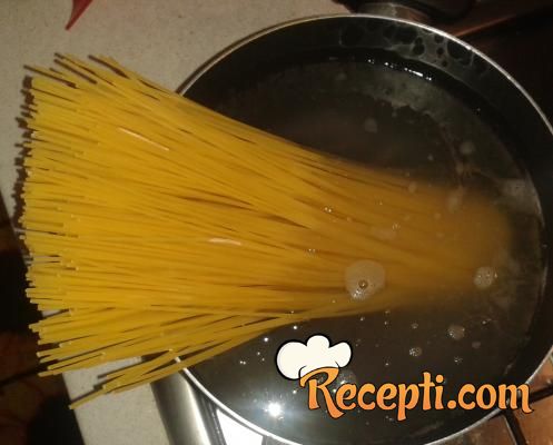 Špageti all'amatriciana