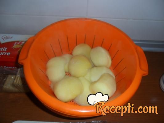 Punjene jabuke u kremu