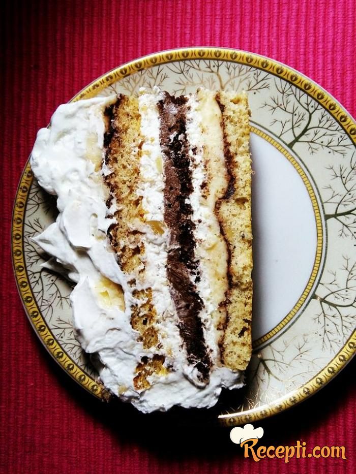 Lešnik torta sa crnom i belom čokoladom