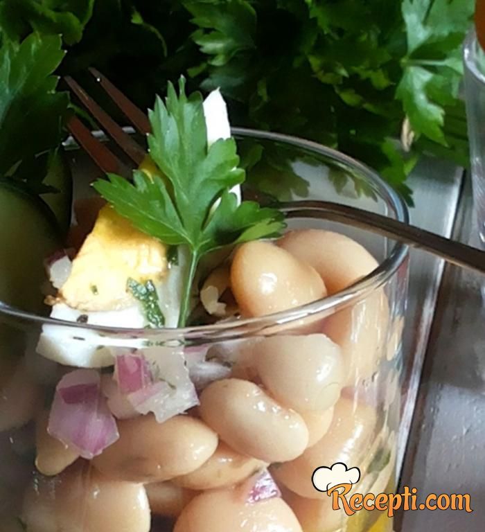 Salata od pasulja