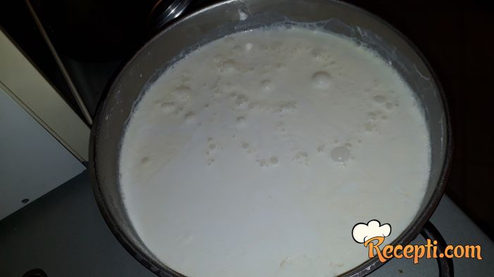 Domaće kiselo mleko (3)