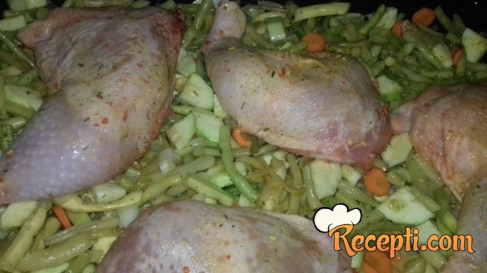 Zapečeno povrće sa piletinom