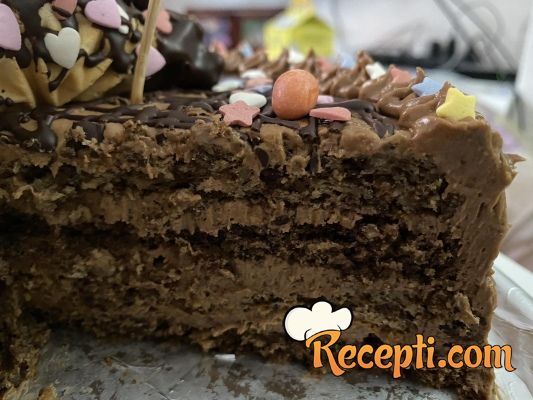Čokoladna lešnik torta (3)